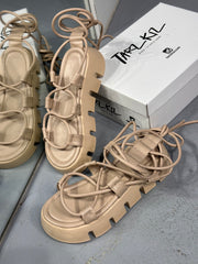 1089 KREM İPLİ SANDALET