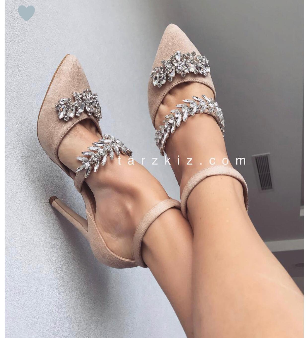 ROYAL NUDE SÜET TAŞLI TOPUKLU STILETTO