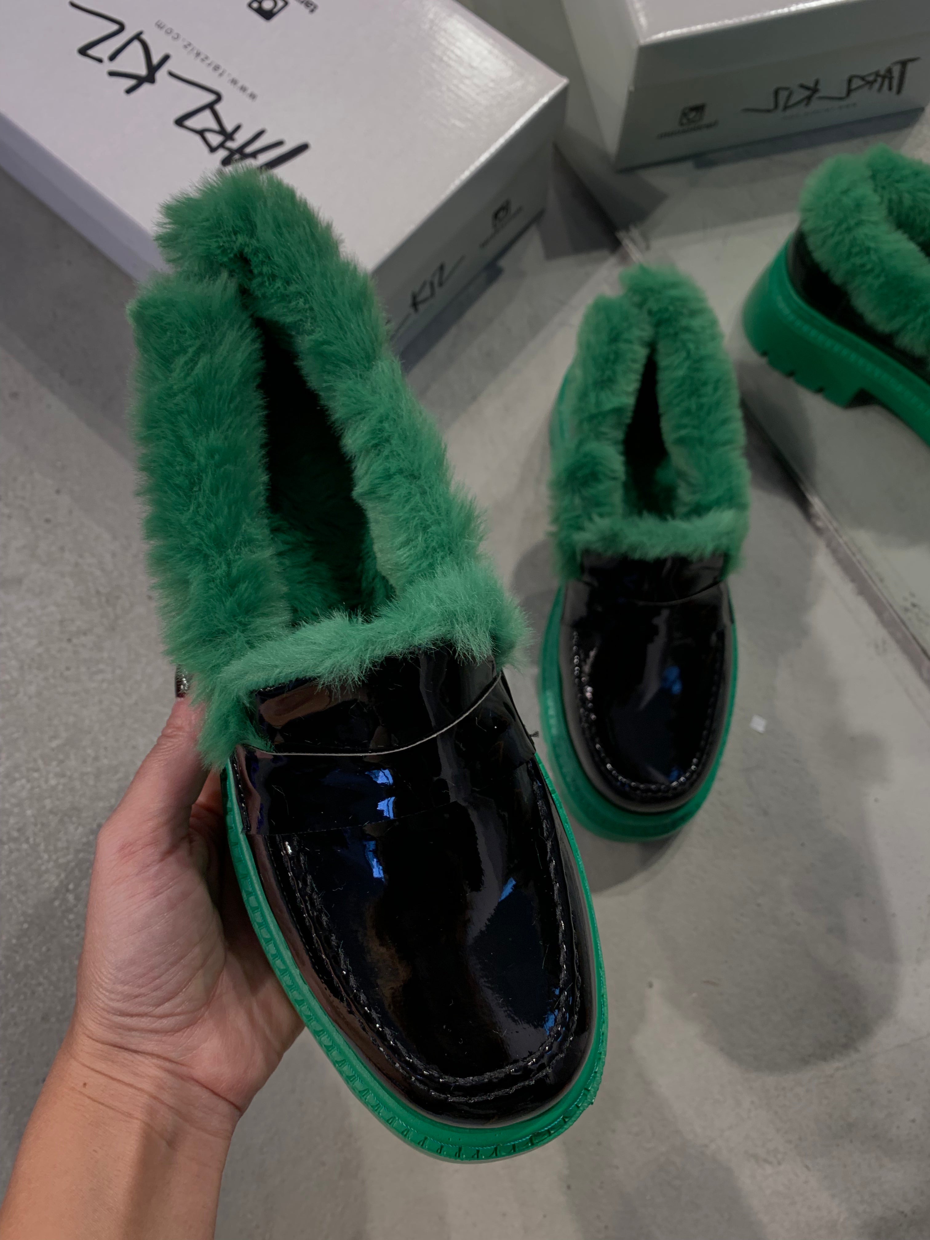 RETRO YESIL LOAFER 🖤