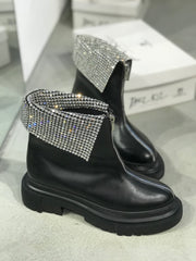 GLAM SİYAH BOT