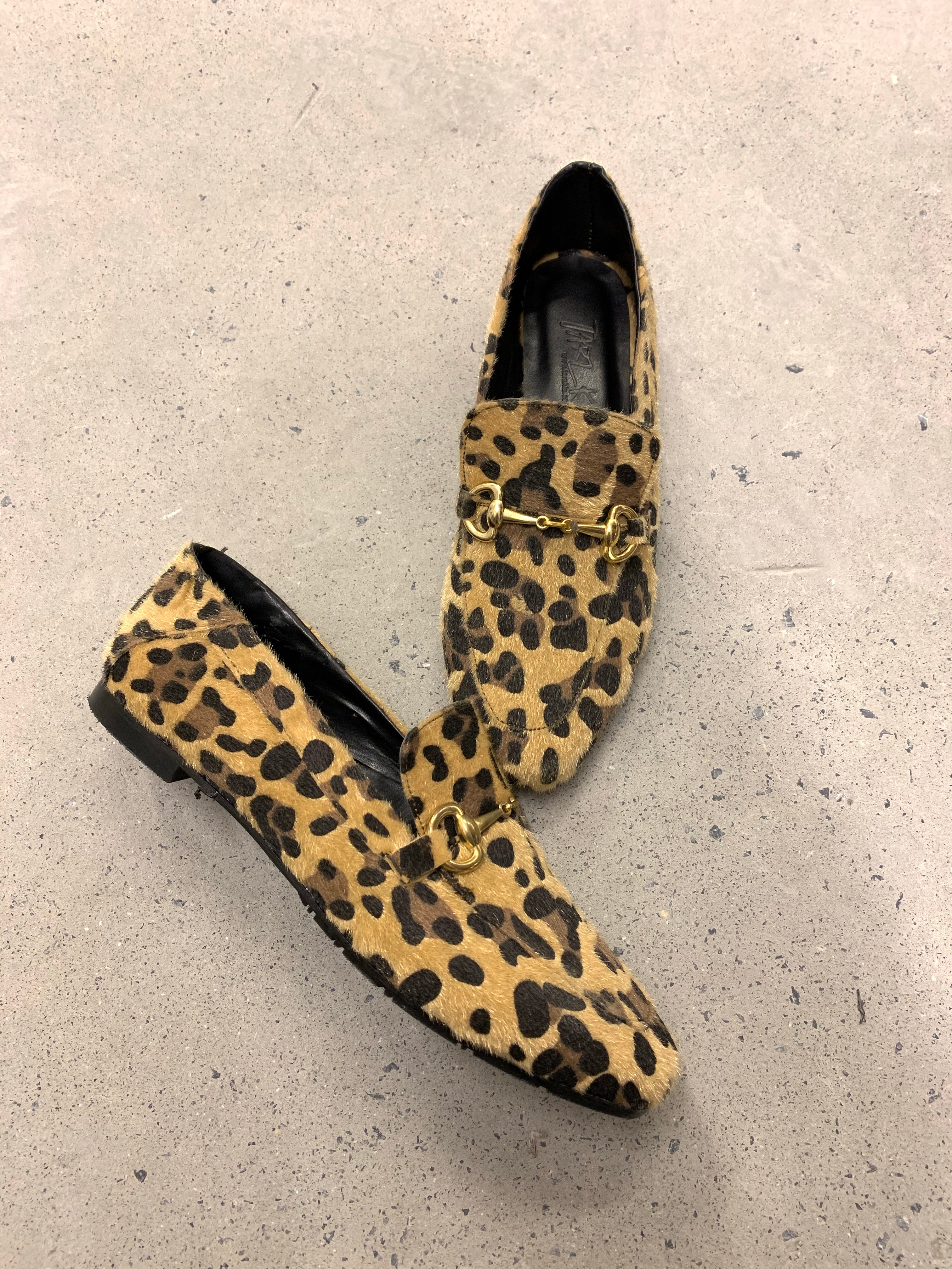 OLIVE TOKALI LEOPAR LOAFER