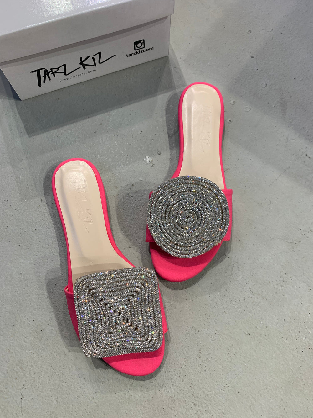 TRUVA PEMBE DÜZ TERLİK