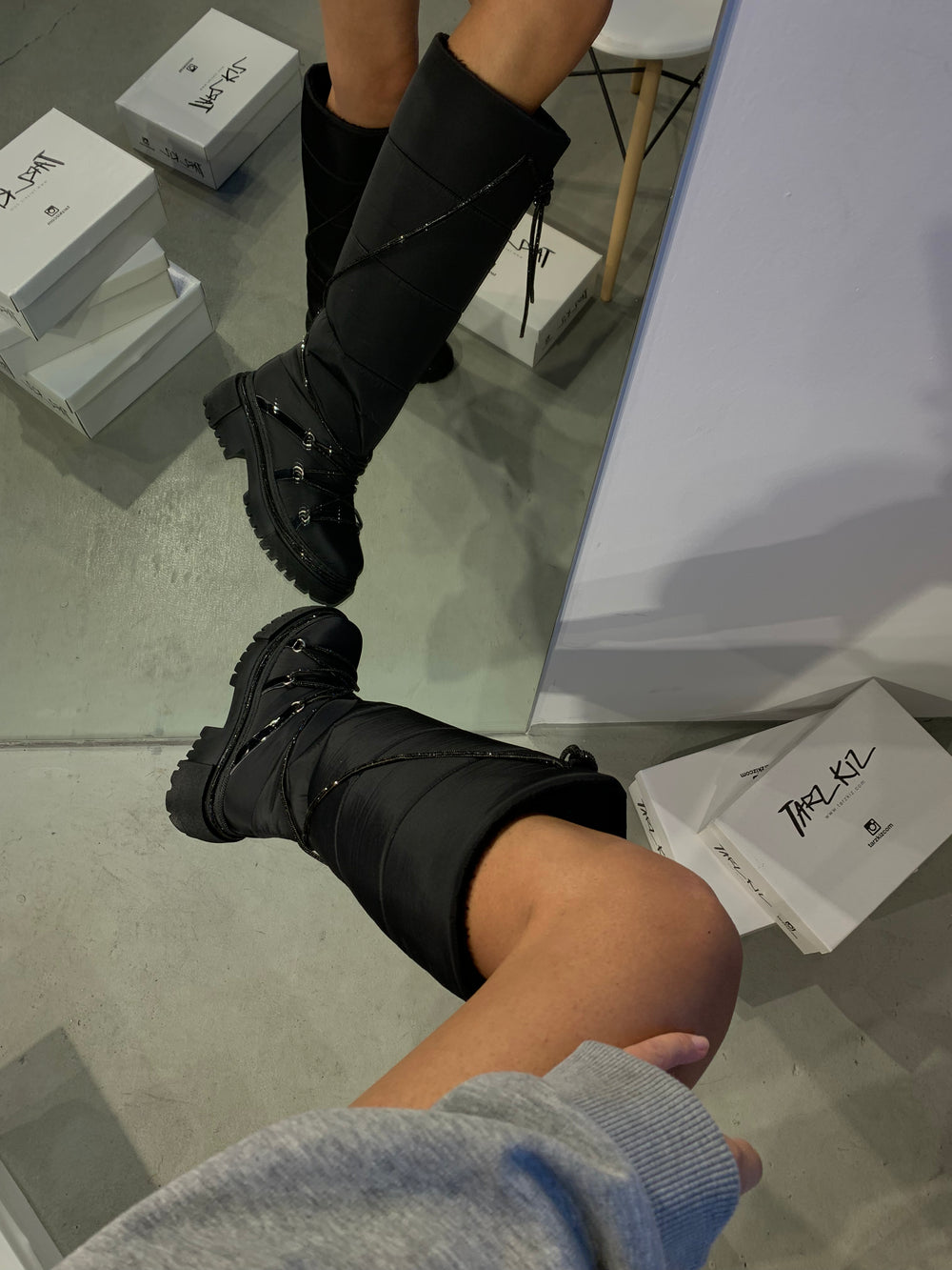 MOUNT BOOT