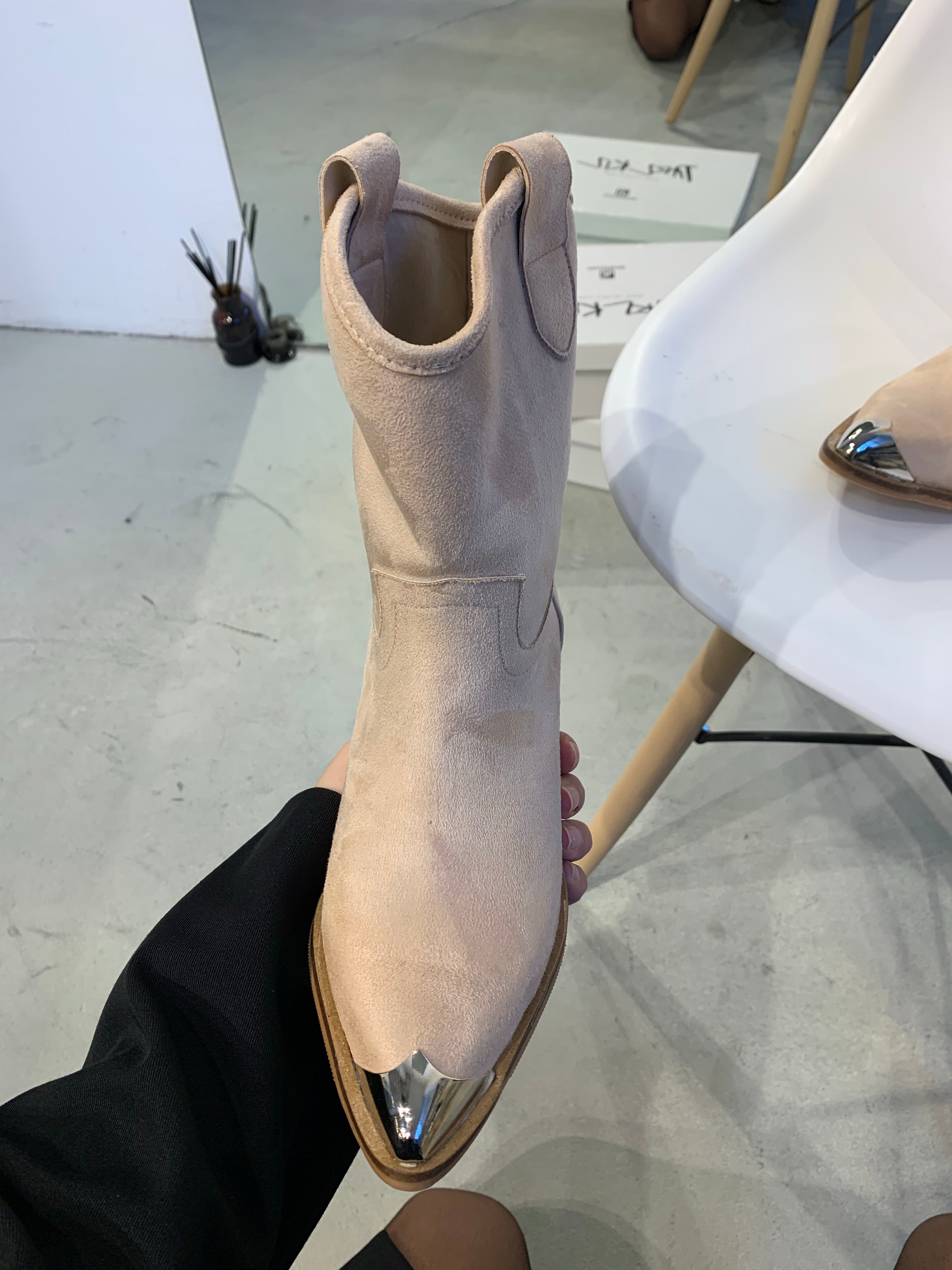 DALLAS NUDE SÜET BOOTIE