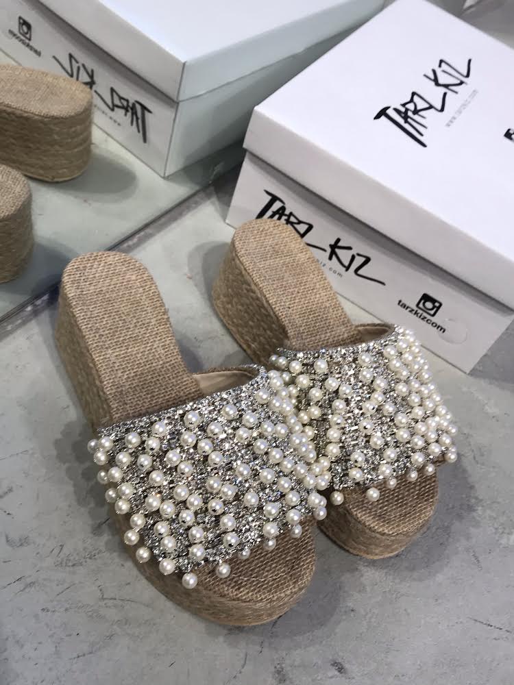 PEARL İNCİ TAŞLI HASIR DOLGU TOPUK TERLİK