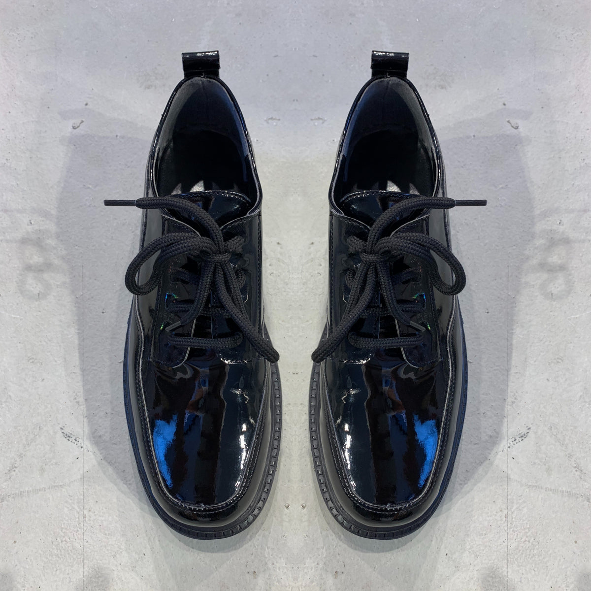 LIPA RUGAN LOAFER