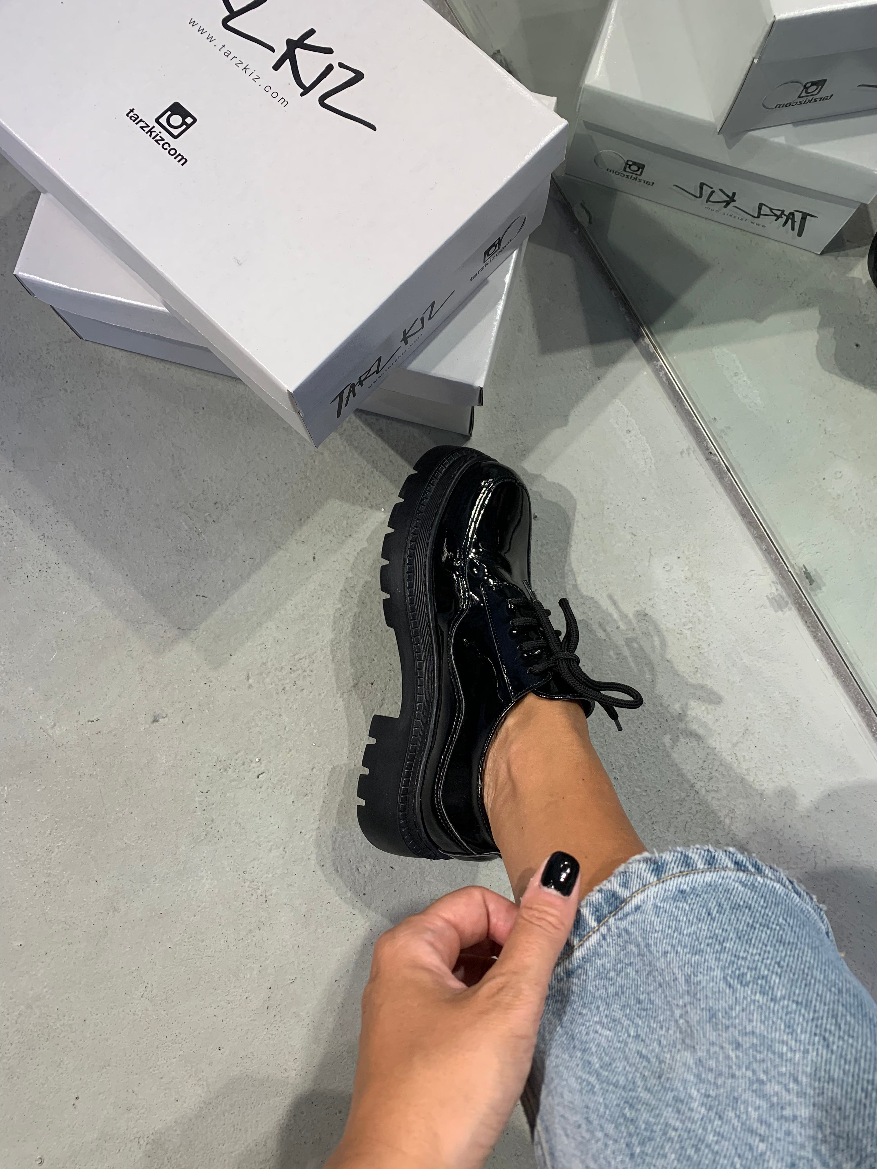 LIPA RUGAN LOAFER